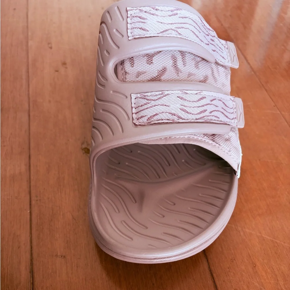 Hoka Ora Luxe Slide Sandal - Picture 3 of 9